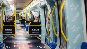 “Sempre di più per le famiglie”: KIABI in comunicazione con la campagna di branding pianificata da Initiative