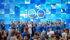 100 giorni prima del suo centenario, KLM porta l'aviazione sostenibile a un livello superiore con l'iniziativa 'Fly Responsibly'