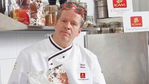 Icam compie 70 anni e festeggia a Eurochocolate con il contest per la torta del miglior pasticcere. Giudice: Ernst Knam