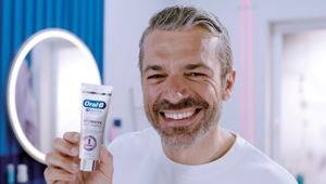 Oral-B punta su Luca Argentero per il debutto di 3D White Clinical: al via la campagna "Sorriso più bianco, sorriso più forte" a cura di VML