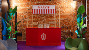 Marvis ‘Marvel Your Routine’: al FuoriSalone 2026 la freschezza diventa edibile con l'attivazione firmata LePub