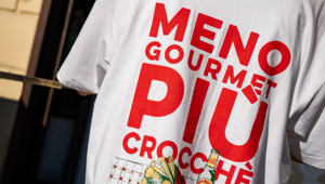 Birra Moretti: la campagna "Mangiare come piace a noi" si trasforma in un tour sul territorio nazionale con merchandising esclusivo