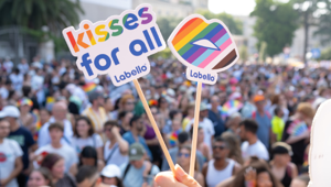 In occasione del Pride Month, Labello è al fianco di Gay Help Line nel progetto Network RefugeLGBT+