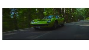 Lamborghini presenta il nuovo posizionamento “Driving Humans Beyond” con la campagna di DDB Group