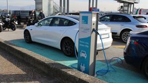 Lariofiere lancia il tema della mobilità elettrica alla Fiera Elettronica