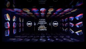 In occasione delle Nitto ATP Finals, Draw Light, VMLY&R e Louder Italia hanno sviluppato l’esperienza immersiva “infinity mirror” per raccontare la Barista Technology di Lavazza a Modo Mio