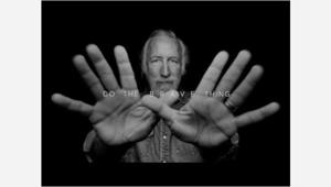 TBWA\Chiat|Day compie 50 anni con un film manifesto scritto da Lee Clow