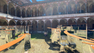 Disney e Pixar atterrano al Fuorisalone 2022 con Lego Lightyear Astronave XL-15, all'interno dell'installazione artistica di Amazon “The A-maze Garden”