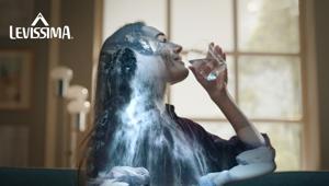 Levissima lancia con Ogilvy il primo spot totalmente sostenibile e promuove il rispetto dell'ambiente