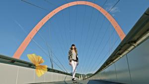 Armando Testa racconta  Lines Seta Ultra L'Ultrasicuro con lo spot "Fili Di Seta"