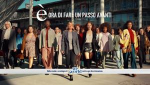 Lines ed Emma Marrone fanno un passo avanti contro gli stereotipi di genere con Armando Testa. Pianifica Media Italia