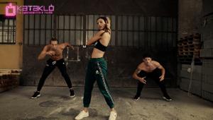 Lotto veste l'energia di Kataklò: dal 7 dicembre in onda su La7d la docu-serie 'Tra palcoscenico e realtà'