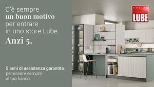 Cucine Lube lancia la nuova campagna pubblicitaria “C’è sempre un buon motivo per entrare in uno store LUBE”. La creatività è firmata da Grey