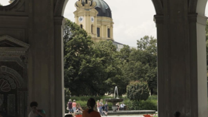 Lufthansa promuove Monaco con Vice e tre donne italiane che vivono nella capitale bavarese