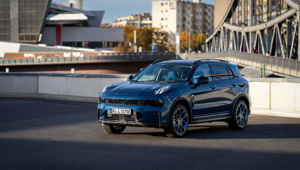 Lynk & Co annuncia una collaborazione strategica con SEEAG per la sua crescita in Europa. 12 nuovi mercati entro la fine del 2024