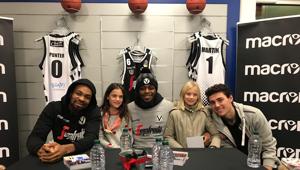 Macron, sponsor tecnico della Virtus-Segafredo Zanetti, organizza nello store di Bologna il meet&greet con la squadra di basket