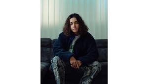 Discovery+ racconta la storia del rap italiano con la serie “2016: l'anno della Trap”. Il voice over è di Jake La Furia