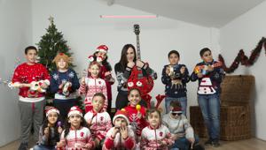 Christmas Jumper Day 2018: Save the Children ingaggia come testimonial Manuel Agnelli, con uno spot prodotto da Basement