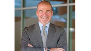 Lexus strizza l'occhio ai giovani e nel 2016 punta sui modelli NX, RX e CT con tv e digital e oltre 10 mln totali di cui il 30% sul web. Budget a +20 - 30%