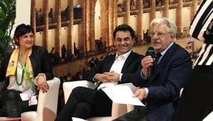 Giancarlo Giannini protagonista della nuova campagna di Regione Marche firmata Frankenstein Firenze dopo gara. Budget di oltre 4 milioni
