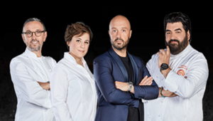 Al via il 21 dicembre la nuova edizione di 'MasterChef Italia'. Antonia Klugmann debutta tra i giudici al posto di Carlo Cracco. In arrivo un nuovo programma con Barbieri