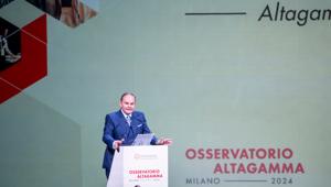 Altagamma: rallenta il lusso nel 2024 (-2%). Il mercato globale si attesta a 1,47 mld di euro. Per il 2025 si stima ripresa moderata. Crescono le esperienze (+5%)