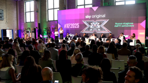 Melismelis firma il concept creativo e l'organizzazione della conferenza stampa di X Factor 2025