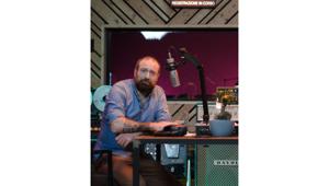 Dal 6 marzo arriva in esclusiva su discovery+ il nuovo servizio di streaming "Lights Camera Revolution". La serie di interviste di Michele Dalai a dieci personaggi italiani