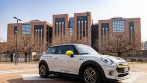 MINI Milano e IULM: una partnership all’insegna della creatività per valorizzare i giovani talenti