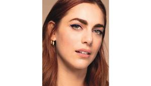 L’Oréal Paris presenta la collezione per “parlare con gli occhi”. Firma creativa di McCann Worldgroup Italia