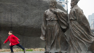 Music Theatre International e Grandi Stazioni Retail lanciano “#InTransito - esperienze creative”. Alla Stazione Tiburtina arte, sostenibilità, moda, capsule del tempo e lampade dei desideri per raccontare “i viaggi dell’umanità”