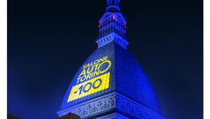 Salone Auto Torino illumina la Mole Antonelliana a cento giorni dall'evento e prepara, per fine agosto, una mostra fotografica