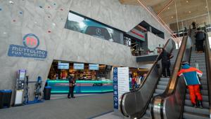 La gamma full electric di Mercedes-AMG inaugura il Luxury Hub del Mottolino Fun Mountain a Livigno, nuovo punto di riferimento per i fan del marchio tedesco