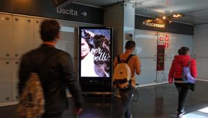 La metropolitana di Napoli inaugura l’era digital: IGPDecaux investe 1,5 mln di euro e avvia il piano di sviluppo e rinnovo degli impianti pubblicitari