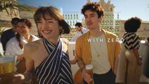Peroni Nastro Azzurro racconta la birra analcolica  0.0% con una campagna globale girata in Italia. Firmano Trouble Maker e Unbound Creative