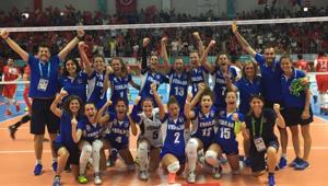 Cattolica Assicurazioni rinnova il supporto alla Nazionale di pallavolo femminile sorde per due anni