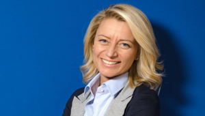 "Milano: no agli eventi, si all'assembramento di massa nei negozi" lo sfogo di Cristina Viganotti (NextEvent)