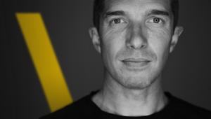 Gruppo Safilo sceglie TBWA\Italia per la gestione della comunicazione social di Carrera. Al via la campagna 'Love is Bold'