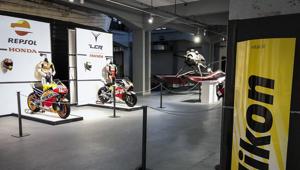 Nikon sponsor della mostra ‘I Colori del Motomondiale’
