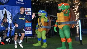 Le Tartarughe Ninja in campo con i giocatori nerazzurri. Su Paramount+ è gia disponibile in esclusiva il nuovissimo film “Tartarughe Ninja – Caos Mutante”