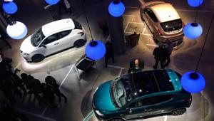 Nella nuova gamma Lancia Ypsilon 'sono i dettagli a fare la dyfferenza'. Lo racconta la campagna di A.Testa. Per FCA è l'investimento principale per il 2018. Evento di lancio a Milano