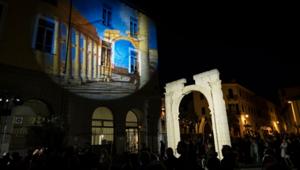 In 5mila ad Arona per l'inaugurazione dell'Arco di Palmira