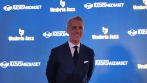 RadioMediaset sigla accordo triennale con Umbria Jazz.  L'AD Salvaderi: “Raccolta 2019 a +5% e primi due mesi 2020 in positivo. A marzo Radio Monte Carlo sbarca in tv sul satellite. Per United Music obiettivo 500.000 utenti entro la fine dell'anno”