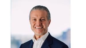 MBE Worldwide acquisisce World Options