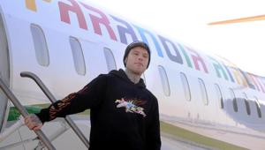 La 'Paranoia Airlines' fa scalo a Oriocenter: Fedez ospite con il suo nuovo album sabato 9 febbraio alle 17