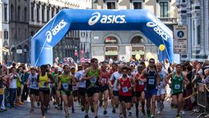 Huawei corre insieme all'Asics Firenze Marathon