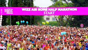 Sono 22 mila gli iscritti alla Wizz Air Rome Half Marathon 2025, la corsa organizzata da RomaOstia e da RCS Sports & Events
