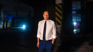 Sul Nove Peter Gomez racconta lusso, droga e porno nel nuovo programma 'Enjoy'