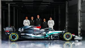  Petronas Lubricants International sceglie Lewis per supportare la propria brand recognition a livello internazionale
