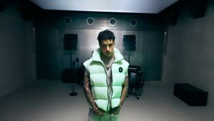 Peuterey Plurals lancia la nuova campagna adv con protagonista Tony Effe